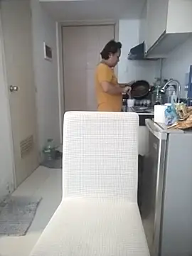 Snapshot of playtimesussy69 chatting on October 5, 2:24 am playtimesussy69 online show from October 5, 2:24 am