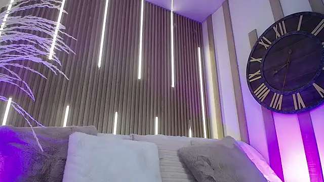 Noah Xitruxx online show from November 26, 1:11 pm