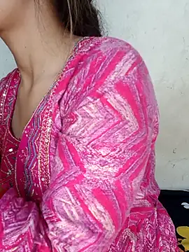 xpihu online show from June 5, 6:46 pm