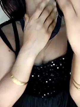 xpihu online show from February 2, 5:45 pm