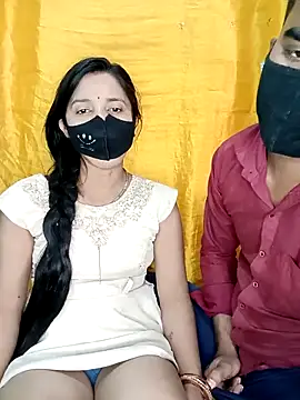 Snapshot of Suhani512 chatting on February 11, 5:40 am Suhani512 online show from February 11, 5:40 am