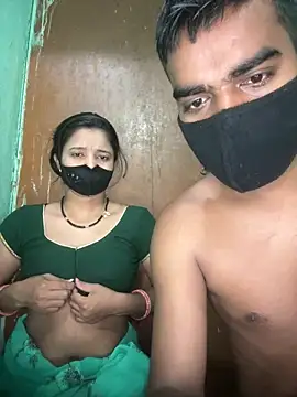 Snapshot of Suhani512 chatting on June 17, 11:36 pm Suhani512 online show from June 17, 11:36 pm