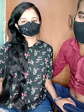 Snapshot of Suhani512 chatting on January 16, 10:52 am Suhani512 online show from January 16, 10:52 am