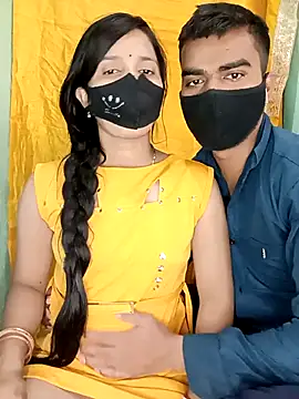 Snapshot of Suhani512 chatting on February 9, 5:38 am Suhani512 online show from February 9, 5:38 am