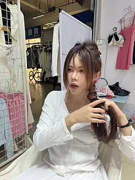 Selenaaaaa- online show from April 7, 5:53 am