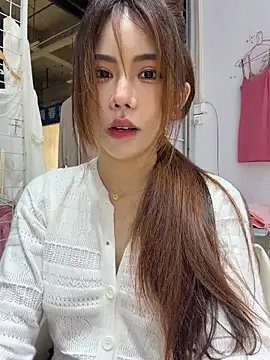 Selenaaaaa- online show from April 10, 5:58 am