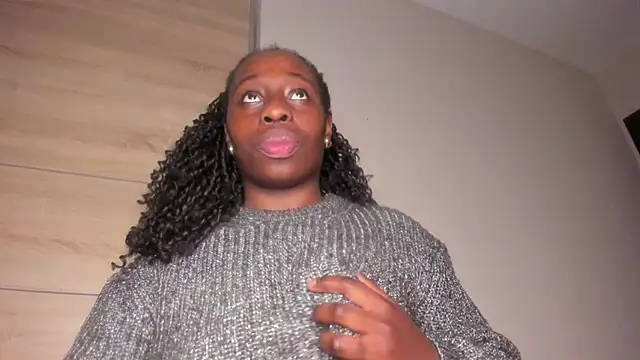 Snapshot of aafricaa chatting on February 13, 2:42 pm aafricaa online show from February 13, 2:42 pm