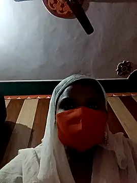 Scheme SS online show from March 7, 4:00 pm