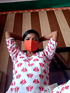 Scheme SS online show from March 6, 7:03 am