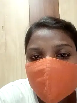 Scheme SS online show from September 8, 5:01 pm