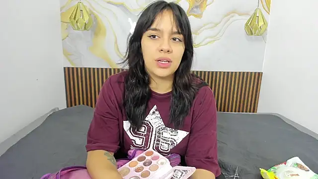 MelissaGilll online show from November 17, 7:18 pm