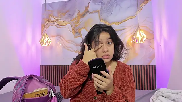 MelissaGilll online show from September 18, 7:28 pm