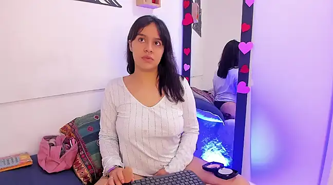 MelissaGilll online show from March 13, 2:01 pm