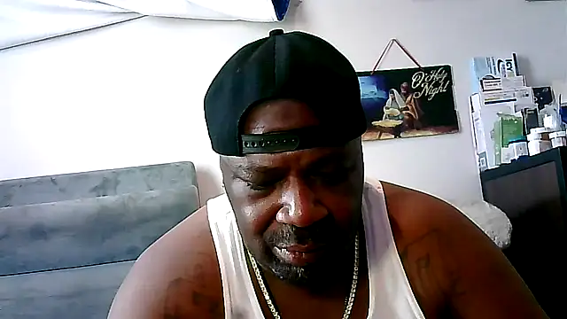 GOODCHOCOLATEDICK online show from December 13, 9:30 pm