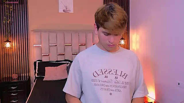 joe jhon online show from April 7, 1:57 pm