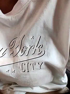 Snapshot of shalini_fire chatting on October 12, 10:49 am shalini fire online show from October 12, 10:49 am