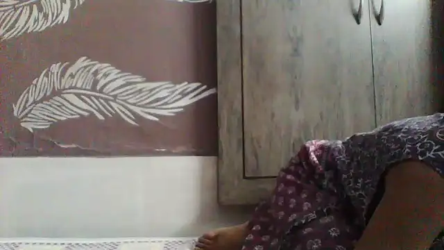 Snapshot of shalini_fire chatting on July 10, 10:15 am shalini fire online show from July 10, 10:15 am
