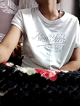 Snapshot of shalini_fire chatting on February 25, 5:30 pm shalini fire online show from February 25, 5:30 pm