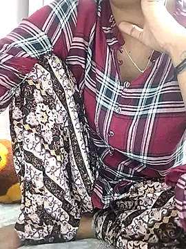 Snapshot of shalini_fire chatting on November 12, 9:35 am shalini fire online show from November 12, 9:35 am