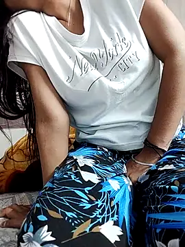 Snapshot of shalini_fire chatting on November 14, 9:46 am shalini fire online show from November 14, 9:46 am