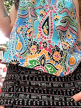 Morguisssz online show from December 18, 6:34 pm