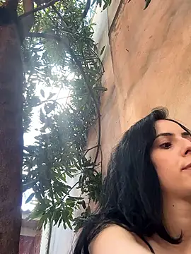 Morguisssz online show from January 6, 7:07 pm