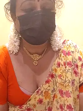 Snapshot of rekha_naier chatting on March 12, 5:28 pm rekha naier online show from March 12, 5:28 pm