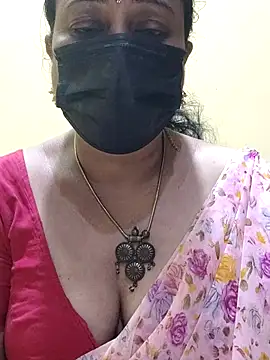 Snapshot of rekha_naier chatting on March 19, 2:59 am rekha naier online show from March 19, 2:59 am