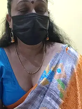 Snapshot of rekha_naier chatting on March 8, 1:14 pm rekha naier online show from March 8, 1:14 pm