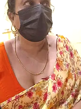 Snapshot of rekha_naier chatting on March 15, 2:46 am rekha naier online show from March 15, 2:46 am