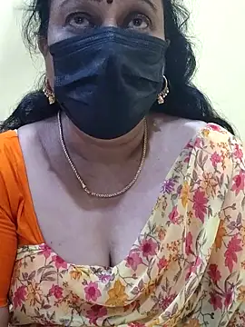 Snapshot of rekha_naier chatting on March 15, 9:41 am rekha naier online show from March 15, 9:41 am