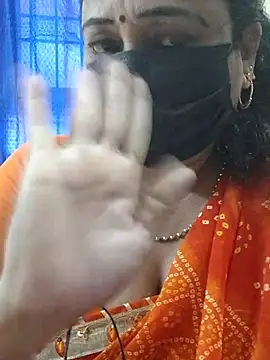 Snapshot of rekha_naier chatting on October 14, 7:42 am rekha naier online show from October 14, 7:42 am