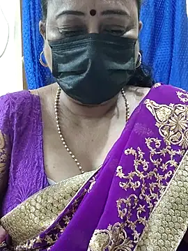 Snapshot of rekha_naier chatting on September 16, 12:11 am rekha naier online show from September 16, 12:11 am