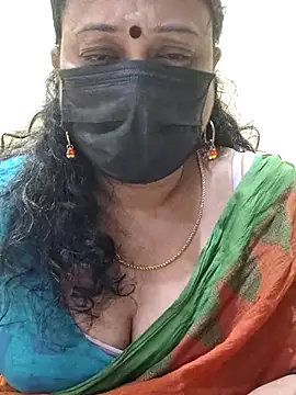 Snapshot of rekha_naier chatting on March 7, 11:18 am rekha naier online show from March 7, 11:18 am