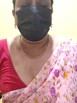 Snapshot of rekha_naier chatting on March 17, 2:01 pm rekha naier online show from March 17, 2:01 pm