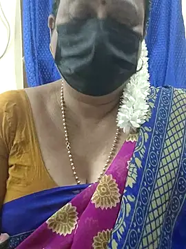 Snapshot of rekha_naier chatting on September 16, 3:46 pm rekha naier online show from September 16, 3:46 pm