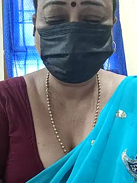 Snapshot of rekha_naier chatting on September 15, 3:51 am rekha naier online show from September 15, 3:51 am