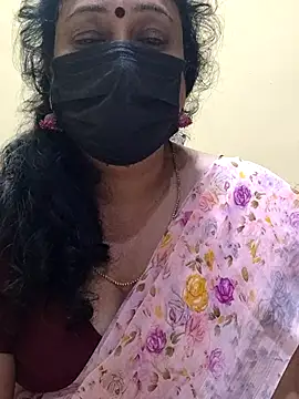 Snapshot of rekha_naier chatting on March 7, 7:19 am rekha naier online show from March 7, 7:19 am