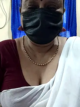 Snapshot of rekha_naier chatting on October 5, 6:59 am rekha naier online show from October 5, 6:59 am