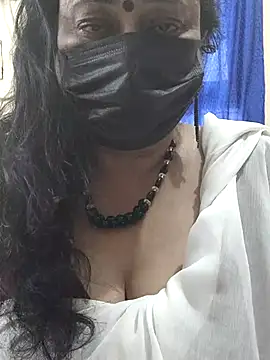 Snapshot of rekha_naier chatting on October 24, 9:30 am rekha naier online show from October 24, 9:30 am