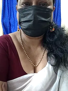 Snapshot of rekha_naier chatting on October 3, 1:09 am rekha naier online show from October 3, 1:09 am