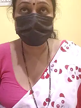 Snapshot of rekha_naier chatting on March 13, 11:30 am rekha naier online show from March 13, 11:30 am