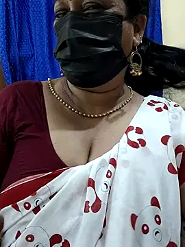 Snapshot of rekha_naier chatting on September 24, 8:04 pm rekha naier online show from September 24, 8:04 pm