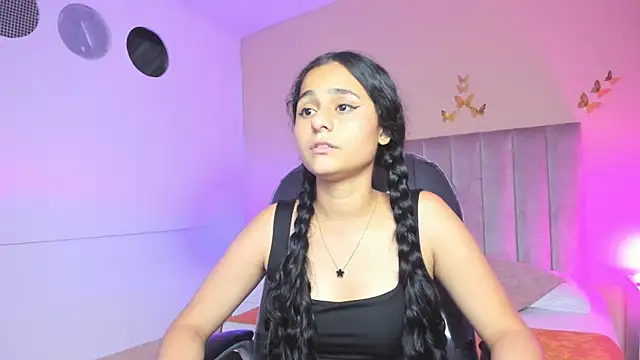 Giselle Roldan online show from April 21, 4:41 am