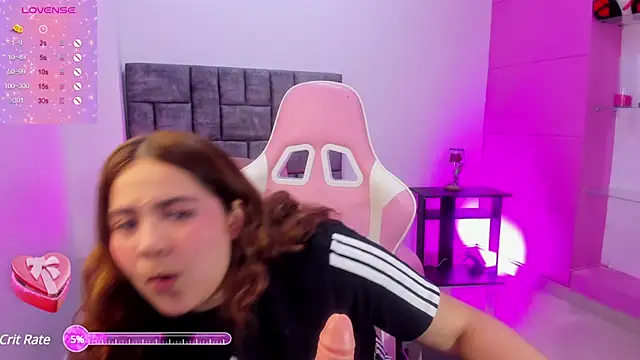 Snapshot of jisoo__ chatting on February 25, 4:24 am jisoo online show from February 25, 4:24 am