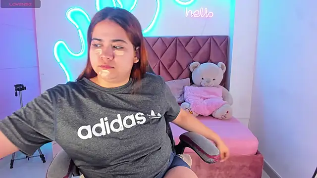 Snapshot of jisoo__ chatting on December 4, 12:37 pm jisoo online show from December 4, 12:37 pm