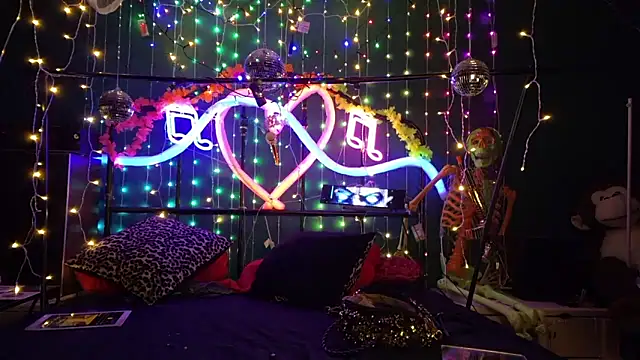 anonymouszN online show from February 27, 8:52 pm