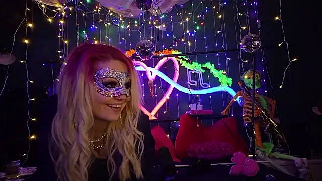 anonymouszN online show from January 18, 8:34 pm