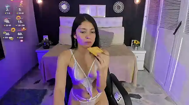 Snapshot of athenasexxxy chatting on January 14, 4:39 pm athenasexxxy online show from January 14, 4:39 pm