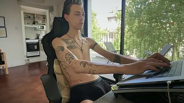 Den BlueXx online show from March 7, 6:02 pm